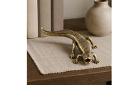 Brass Figurine Eye-Catching Brass Sculpture Long-Lasting