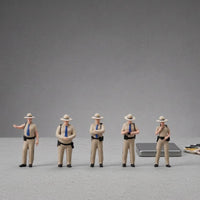 5 Pieces Hand-Painted Resin Police Figures White Hats Miniature Police Figures Tabletop Display Community Helper Figure