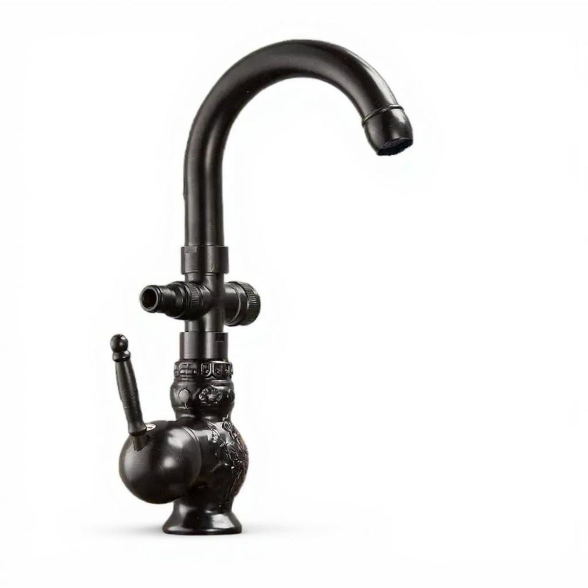 Rustproof brass outdoor faucet