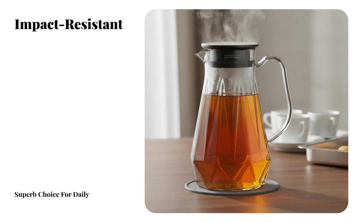 Reusable Acrylic Water Pitcher Safe Acrylic Water Carafe with Lid Easy to Clean for Restaurant Employees, Families, Hotel, Bar, Refrigerator