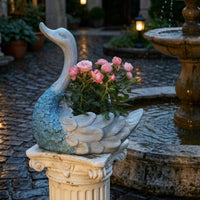 Swan-Shaped Planter Sculptural Design Swan Planter Vintage Style Decorative Flower Container for Garden, Patio