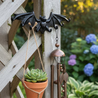 American Country Retro Cast Iron Bat Hook Wall Mount