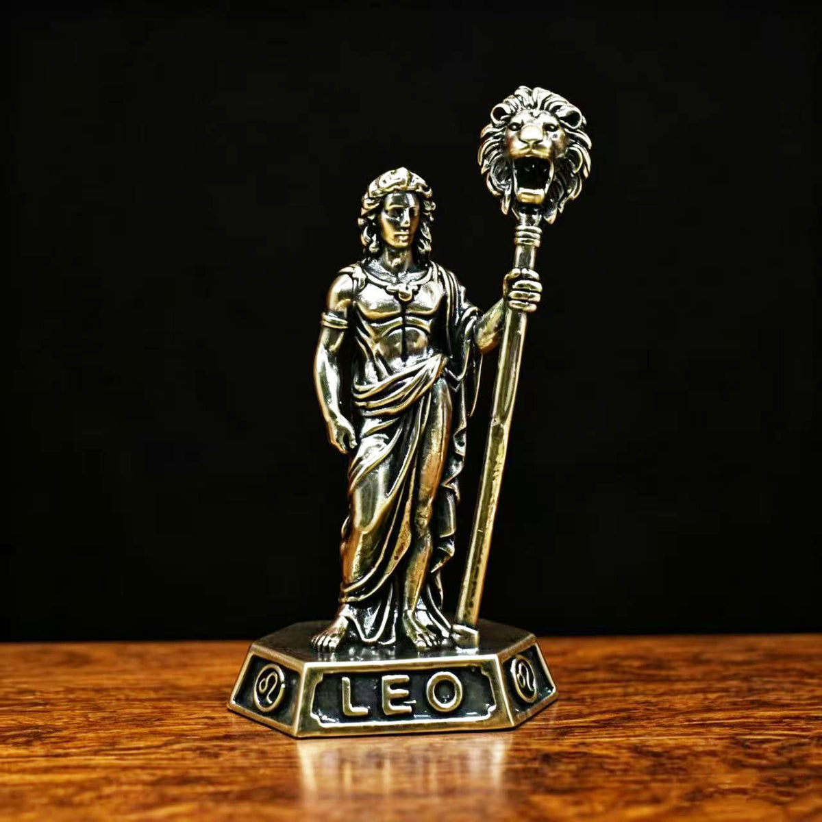 Leo