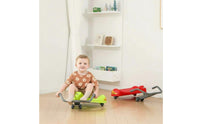 Anti-Rollover Hand Propelled Scooter Board 270° Flexible Steering Sitting Wiggle Car Comfortable Foam Grips Children's Toy for Playroom