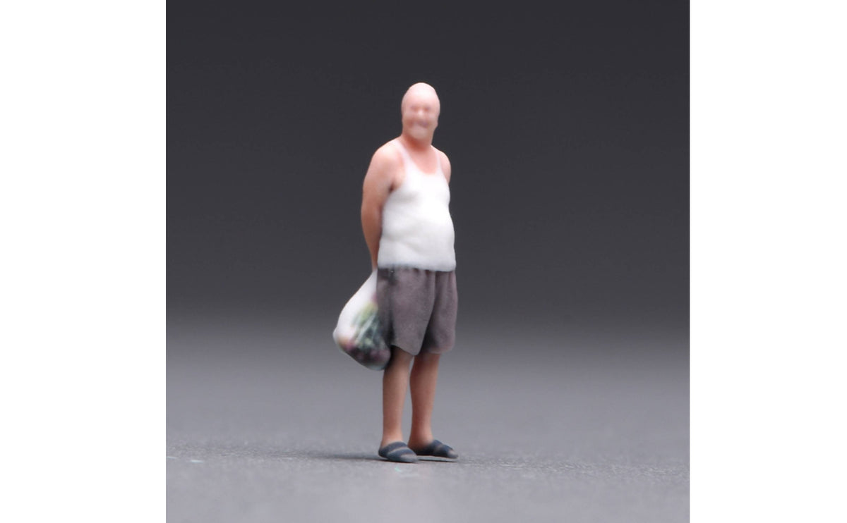 1/64 Scale Miniature Figure with Grocery Bag Painted Miniature Shopper Figure 3D Printed Realistic for Hobbyists, Collectors, Model Street Scenes, Dioramas, Tabletop Layouts