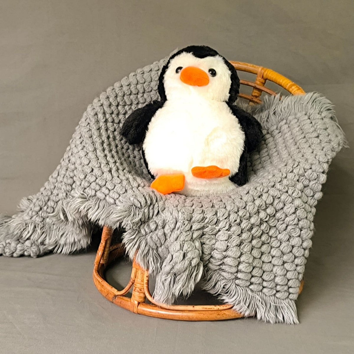 Handwoven Rattan Radar Chair for Newborn Photography Props