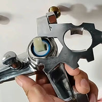 Thickened Design Plumbing Wrench with Bubble Level Labor Saving Shower Head Spanner with Bubble Level Stainless Steel Multifunctional Shower Wrench Long-Lasting for Plumbers, DIY Enthusiasts, Home Repair