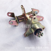Modified Kart Front Steering Parts for Niu Beach Car, Front Non-Brake Steering Knuckle with Three-Hole Bearing Flange