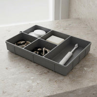 Silicone Tray Non Slip Divided Storage Tray Heat Resistant Silicone Base Organizer Bin for Washroom, Vanity, Living Room