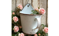 Metal Wall Planter Triangular Back Plate Vintage Wall Planter Curved