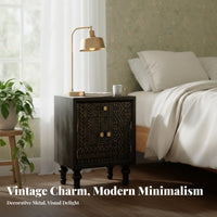Vintage Bedside Storage Cabinet Distressed Finish Bedside Nightstand Space Saving Retro Solid Wood End Table for Homeowners, Bedroom, Entryway, Office