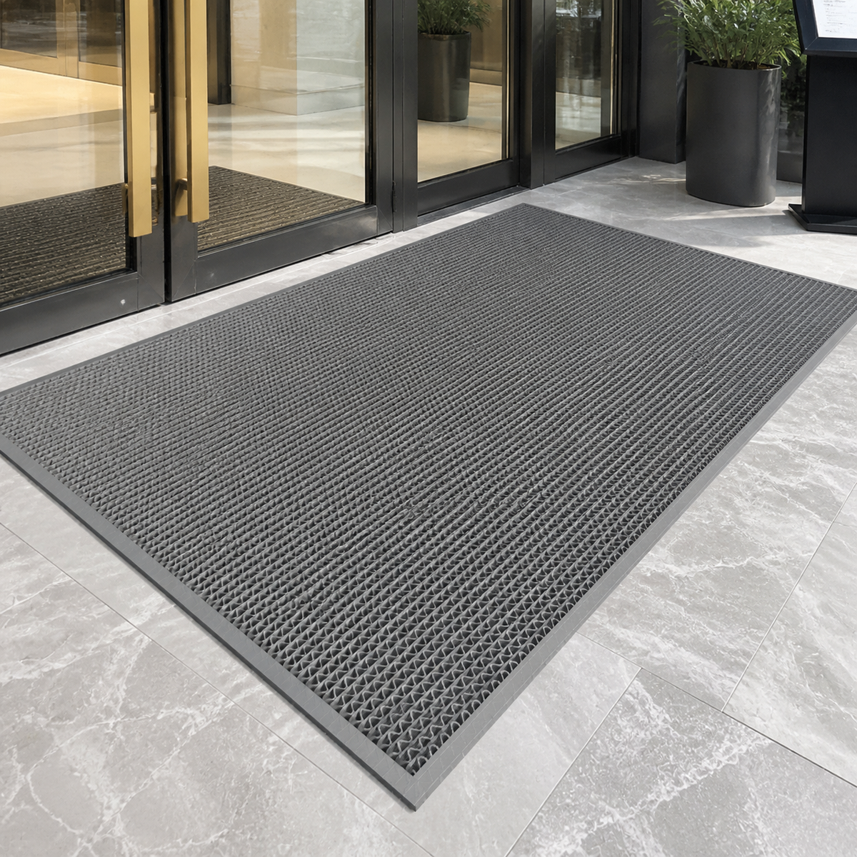 Outdoor Door Mat, Heavy Duty Synthetic Material Doormat, Non-Slip Grey Striped Entrance Mat, SUNLIGHT-RESISTANT for Garden & Patio