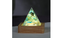 Coastal Pyramid Ornament with Shells Clear Resin Pyramid Elegant Paperweight Shining for Bedside Table
