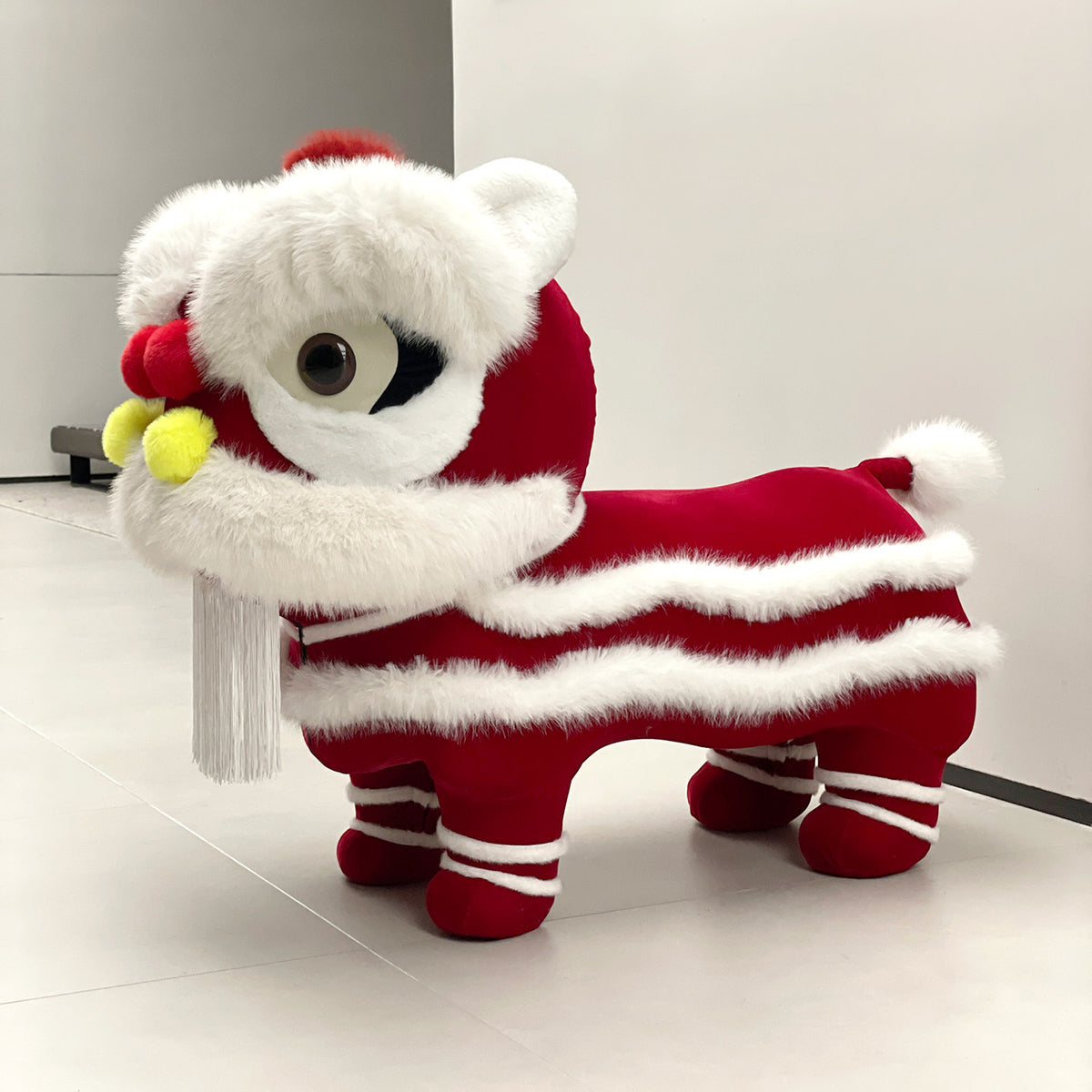 Red / S