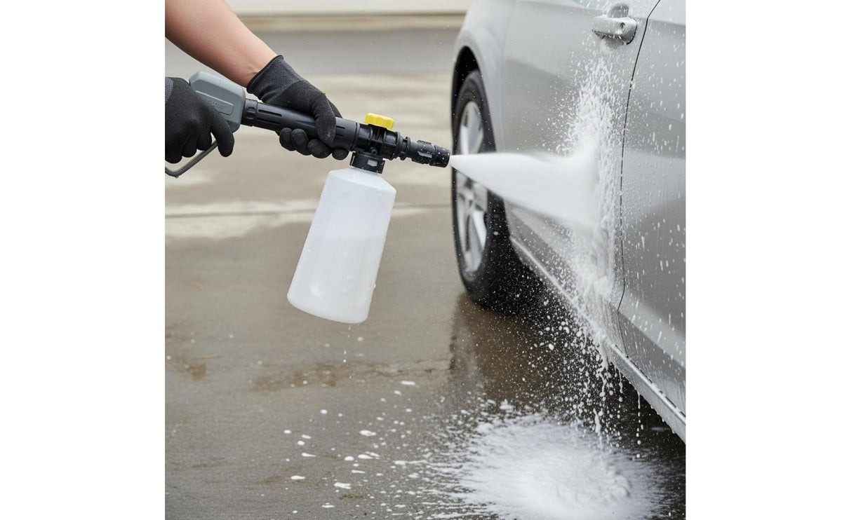 Pressure Washer Foam Dispenser Quick Connect Cleaning Equipment for Garage