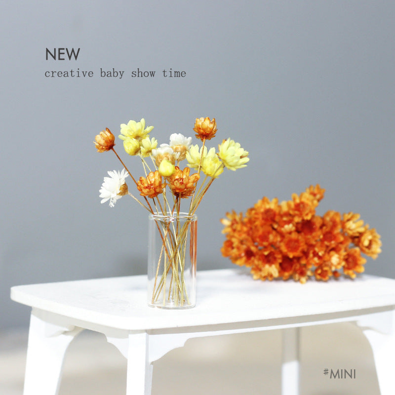 Miniature Dried Flower Bouquet Model with Glass Bottle for Dollhouse Decor