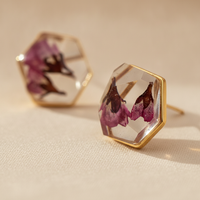 New European & American Dried Flower Resin Stud Earrings for Women, Fashionable Everyday Retro Jewelry