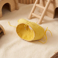 Gold Ingot Hamster Hide and Hamster Bed, Thermal Windproof Short Plush Winter Shelter, Hanging or Floor Standing Shelter, 19 x 14 x 10 cm