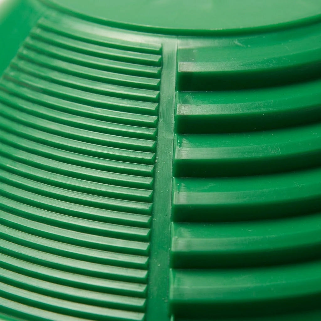 Washing Pan for River Panning, Panning Kit Lightweight Portable Tool, Gold Prospecting Pan for Sand Sifting, Bright Green Outdoor Sand Classifier