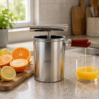 Manual Stainless Steel Juicer Cylindrical Wood Handle Juicer Food-Grade Material