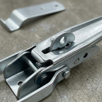 Galvanized Metal Latch Lock Latch Mechanism Long-Lasting Strike Plate Set Coiled-Loaded Latch Long-Lasting