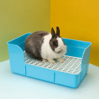 High Sided Litter Box Bunny Litter Tray, Reinforced Bunny Litter Box with Removable Pan and Mesh Grate, Anti-Tip Design for Enclosures, 40x22.5x17cm