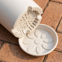 Plant Trays with Leaf Design Drip Tray, Round Plant Saucers for Outdoor Plants, Heavy Duty Pot Stand for Family Gardening Floor Standing Use