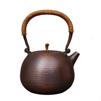 Hammered Teapot Large-capacity Heat-resistant Copper-tone Vessel with Dimpled Texture and Comfortable Handle Suitable for Tea Lovers Tea Table Tea Service Gift Giving