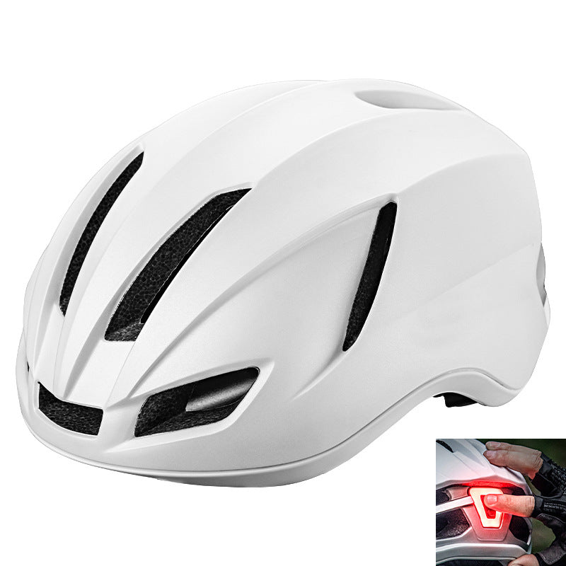 White / M
