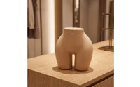 Standalone Lower Body Mannequin Seamless Hip Mannequin Smooth Lower Body Torso Sculptural for Window Merchandising