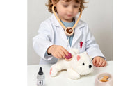 Imaginative Wooden Vet Kit with Carrier Portable Pet Care Set with Feeding and Grooming Accessories Open-Ended Veterinary Set with Soft Toy Animals Child-Led-Style for Toddlers