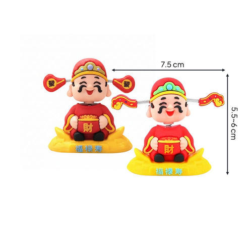 Shaking Head Car Doll Kawaii Design Cute Car Dashboard Figure Adorable Design