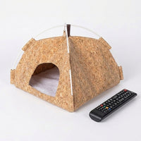 Plush-lined Cat Beds for Indoor Cats, Warm Cat Igloo Bed for Birds and Hamsters, Hanging or Floor-Standing Fabric Tent, 23x23x15cm, 1 Entrance