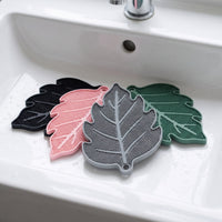 Silicone Makeup Brush Cleaning Mat with Suction Cup, Leaf-shaped Scrubber for Deep Cleaning