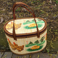 Woven bamboo basket with chicken pattern, 28x18x16 cm, for packaging and storage
