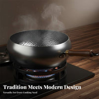 Hand Hammered Wok Non Coating Traditional Chinese Wok Uncoated Iron Pan Fast Heating Cookware Wooden Handle