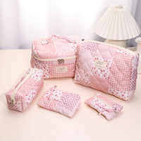 Large Capacity Quilted Cosmetic Bag with Floral Pattern