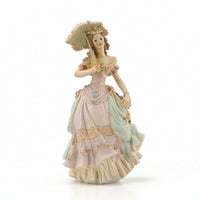 Classic Style Figurine Elegance Classic Figurine Stable for Bookshelf