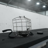 Safeguarding Hockey Helmet Mask Clear Vision Ice Hockey Face Shield Shock Resistant Face Mask Face Shield Adjustable Straps for Adults, Training