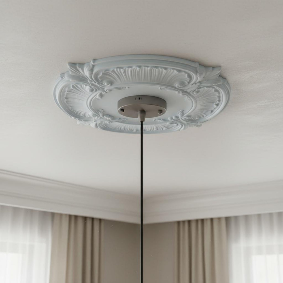 Round PU Light Plate Overhead Ceiling Medallion French Decorative Overhead Medallion Easy to Install