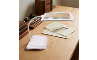 Hands Gooseneck Enlarging Lamp