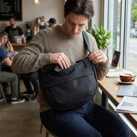 Travel Bag and Tote Bag for School, Oval Oxford Cloth Shoulder Bag for Work, Crossbody Bag with Shoulder Strap, Casual Bag for Men and Women