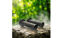 Textured Motorcycle Handlebar Grips Matte Motorcycle Hand Grips Comfortable Soft for Motorcyclists