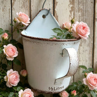 Metal Wall Planter Triangular Back Plate Vintage Wall Planter Curved