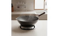 Induction and Gas Compatible Non-Stick Iron Wok Fast Heat Conduction Uncoated Cooking Wok Rust Resistant Honeycomb Frying Pan Lightweight for Home Cooks