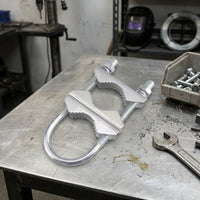 U-Bolt Pipe Clamp M8 Pipe Clamp with Saddle Zinc-Coated-Bolt with Saddle Plate for Installers, Hobbyists