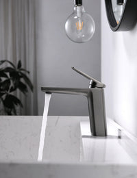 Light Luxury Brass Basin Faucet with Ceramic Valve Core