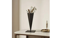 Geometric Vase Decorative Iron Vase Stylish for Living Room, Decorators
