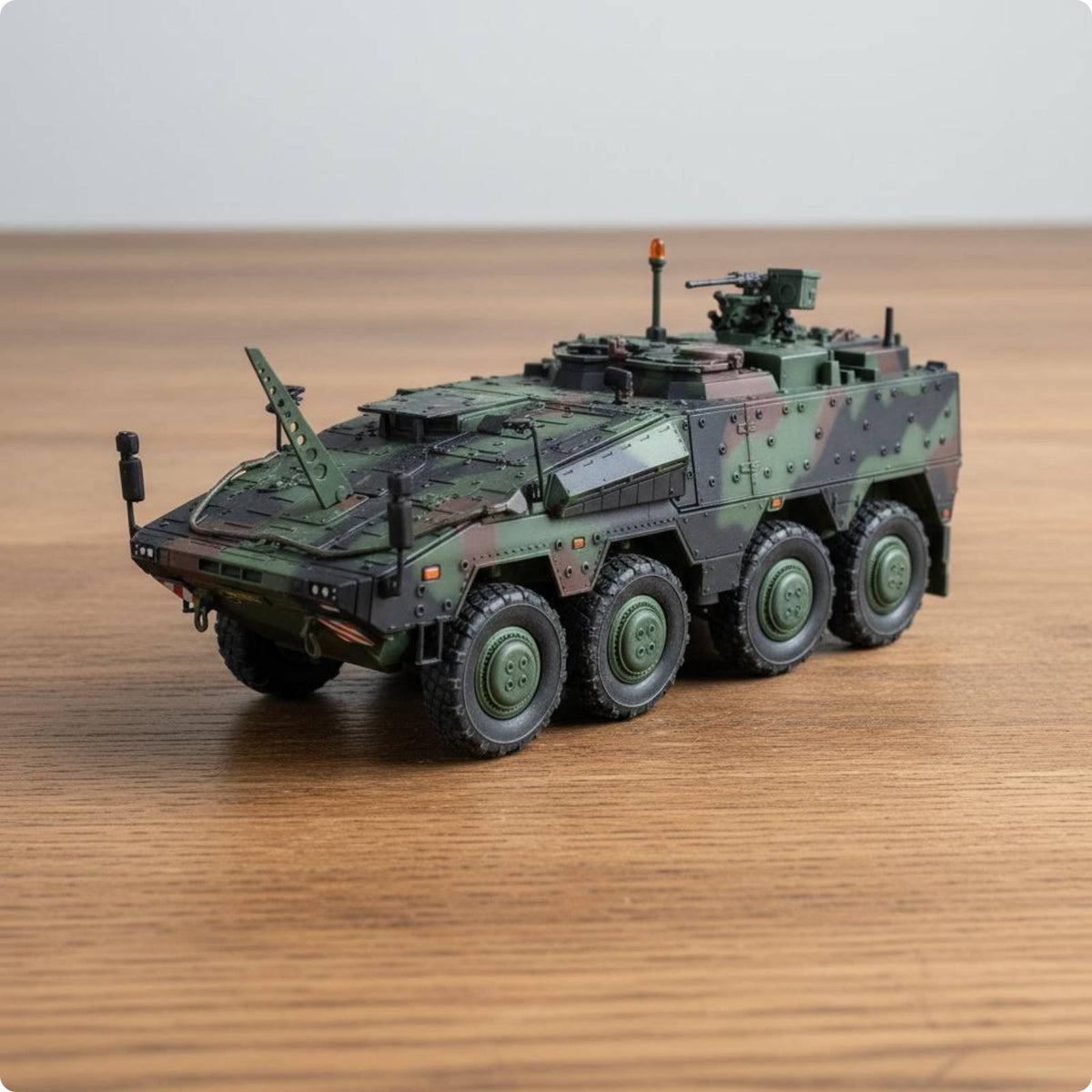1:72 Armored Fighting Vehicle Control Vehicle Alloy Model Realistic Detailing Collectible Toy for Collectors, Display Shelf