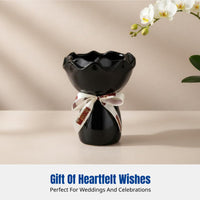 Hand-Held Flower Ceramic Vase, Creative Table Decoration, Luxury Minimalist Design, Living Room, Bedroom